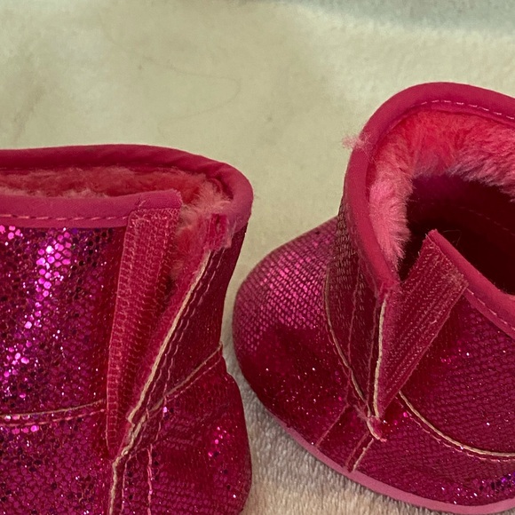 Build a Bear Fuchsia, Pink High Tops Boots Glitter Sequins Faux Fur Lined - Picture 9 of 12